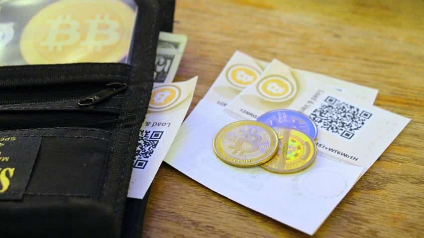 How to Spend Coins on a Paper Wallet