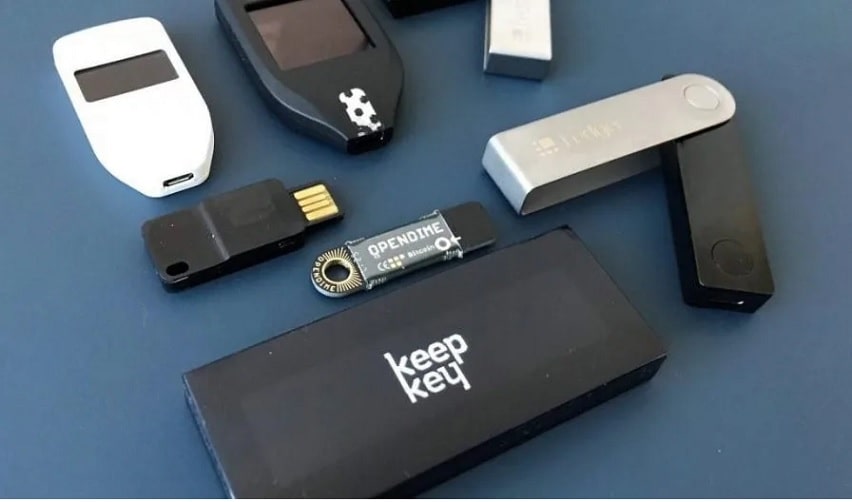 benefits of a Hardware Wallet